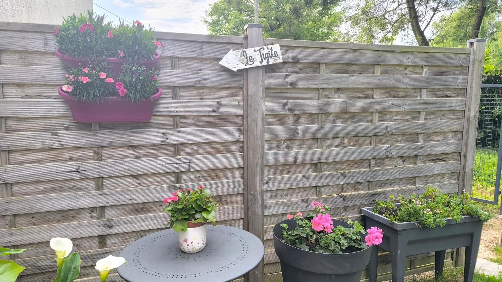 Le Tigite B&B: Private Terrace & Multi-Room Retreat Allaire Exterior photo