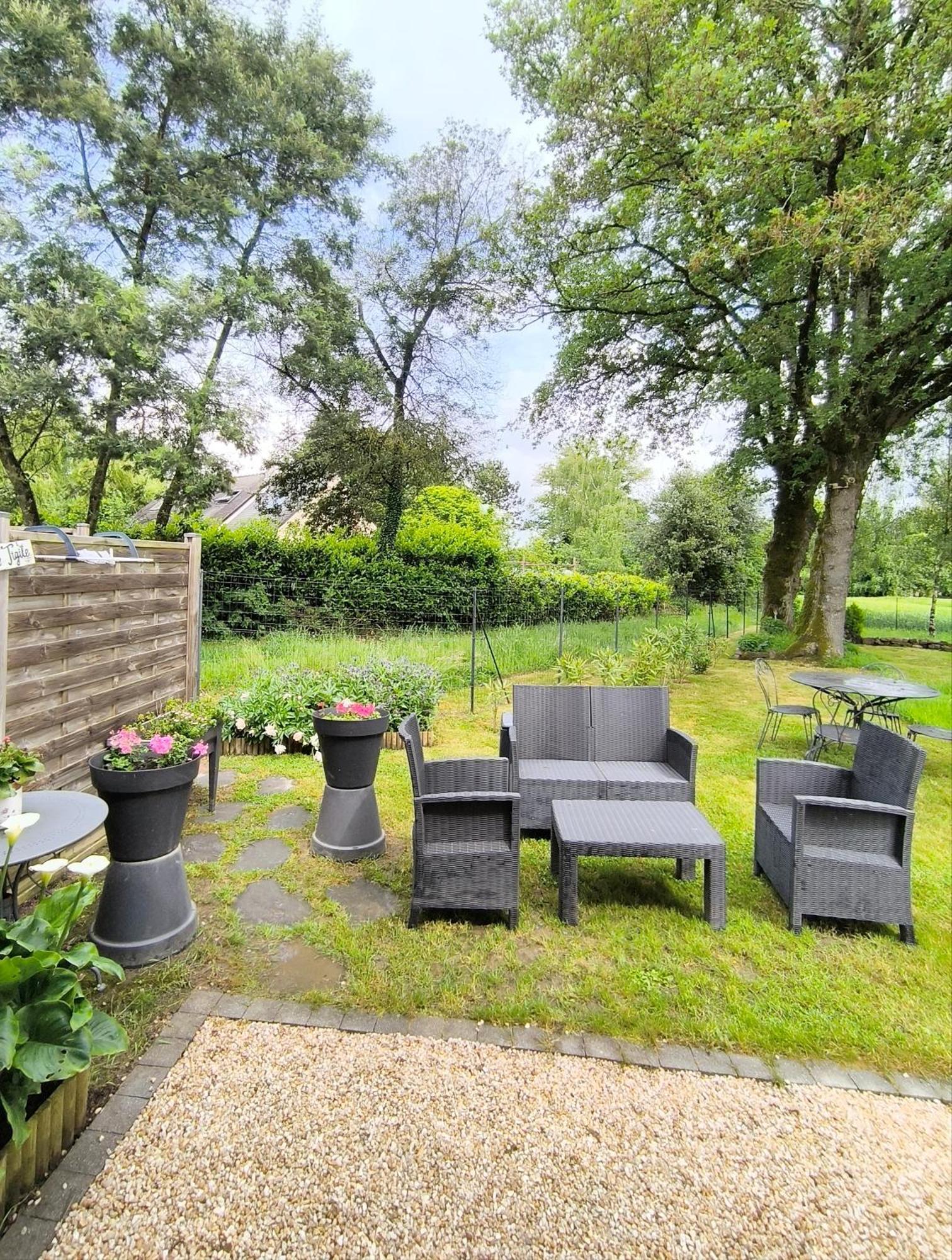 Le Tigite B&B: Private Terrace & Multi-Room Retreat Allaire Exterior photo